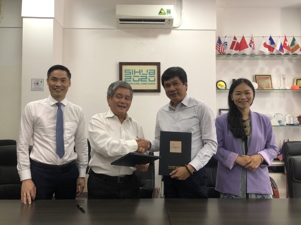 Lễ ký kết Thỏa thuận hợp tác giữa VICMC và Saigon Innovation Hub (SIHUB)