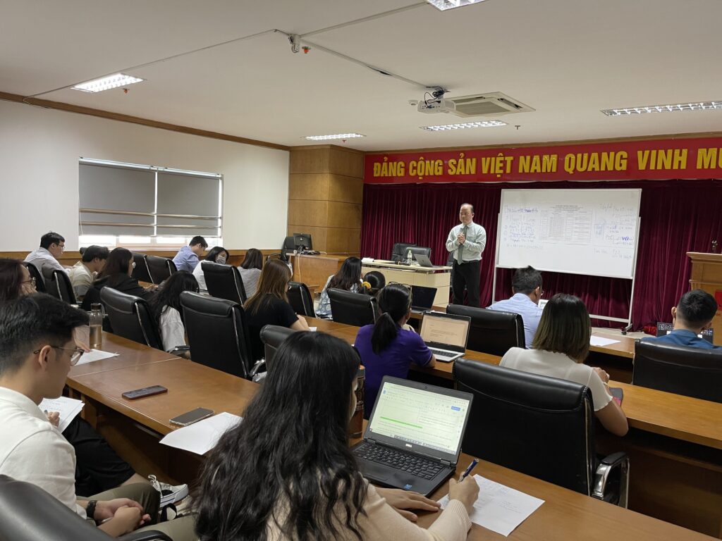 VICMC's Mediators and the 5th Class of International Lawyer Training Program in Ho Chi Minh City